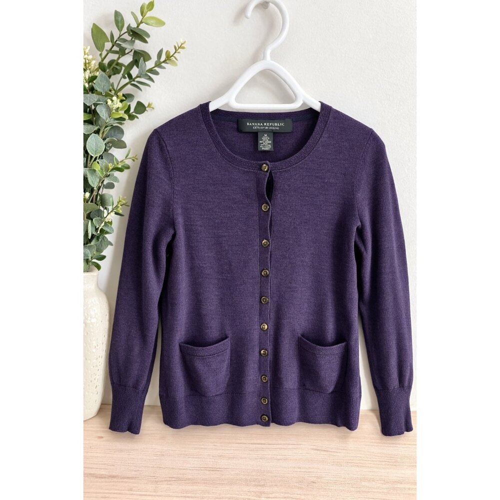 Banana Republic Merino Wool Cardigan Purple Button Front‎ Womens Medium
